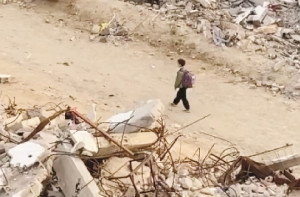 قدم قدم پہ اُجالا ہے جس کے کون ہے یہ! 
